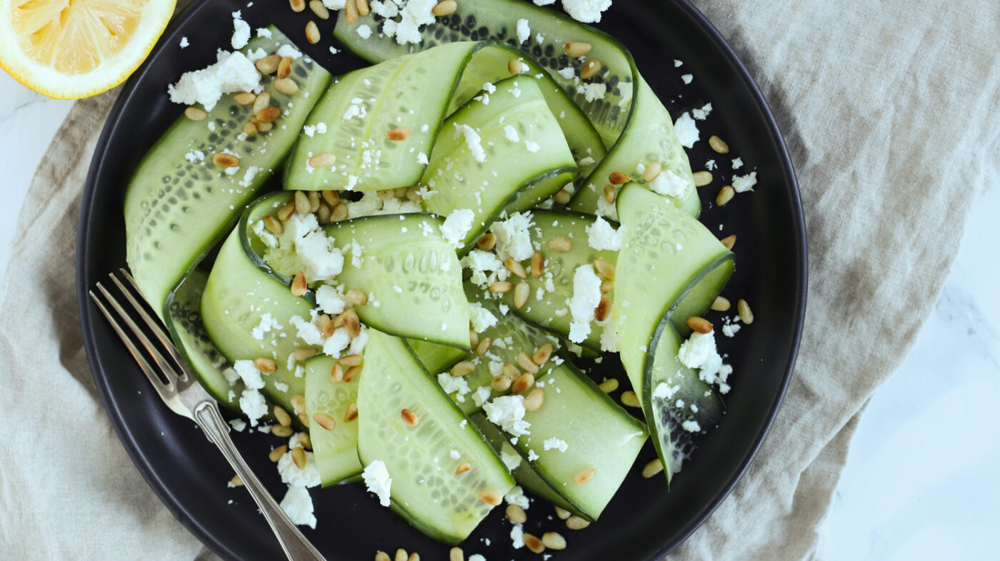 Salat Med Agurk Feta Og Pinjekerner Ditte Lykkeberg